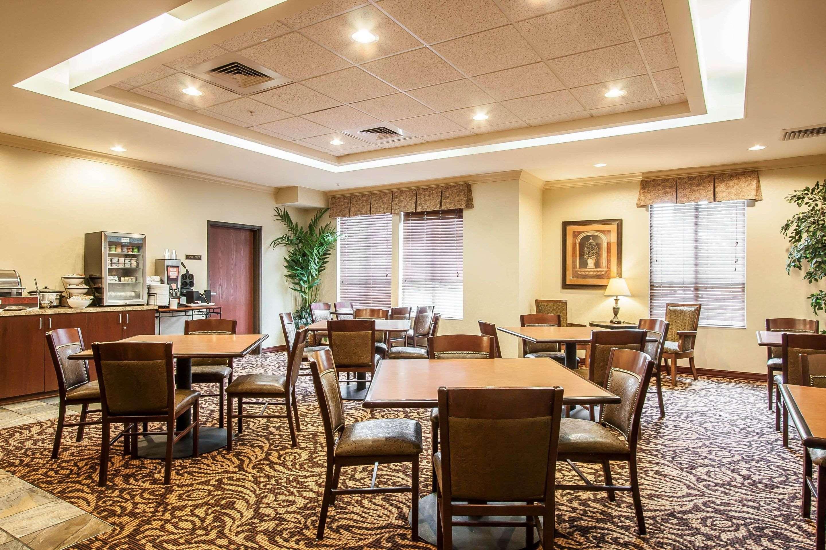Comfort Inn & Suites Mcminnville Wine Country Extérieur photo