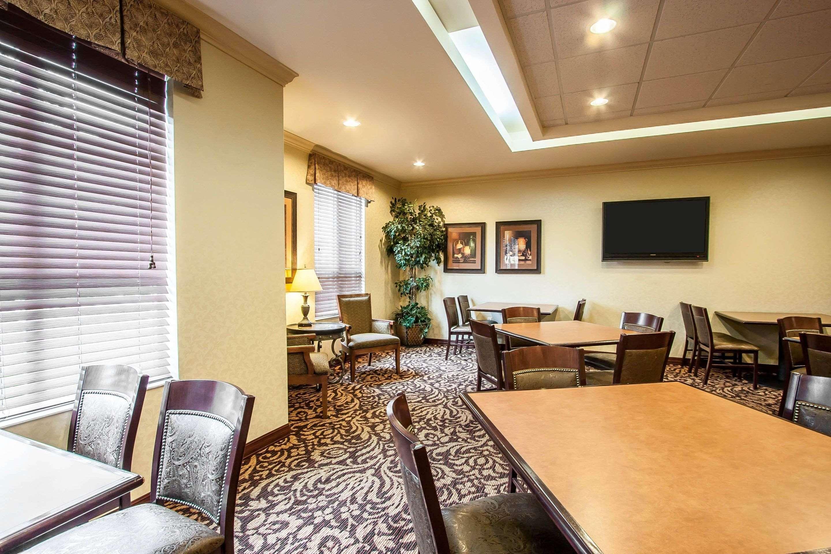 Comfort Inn & Suites Mcminnville Wine Country Extérieur photo