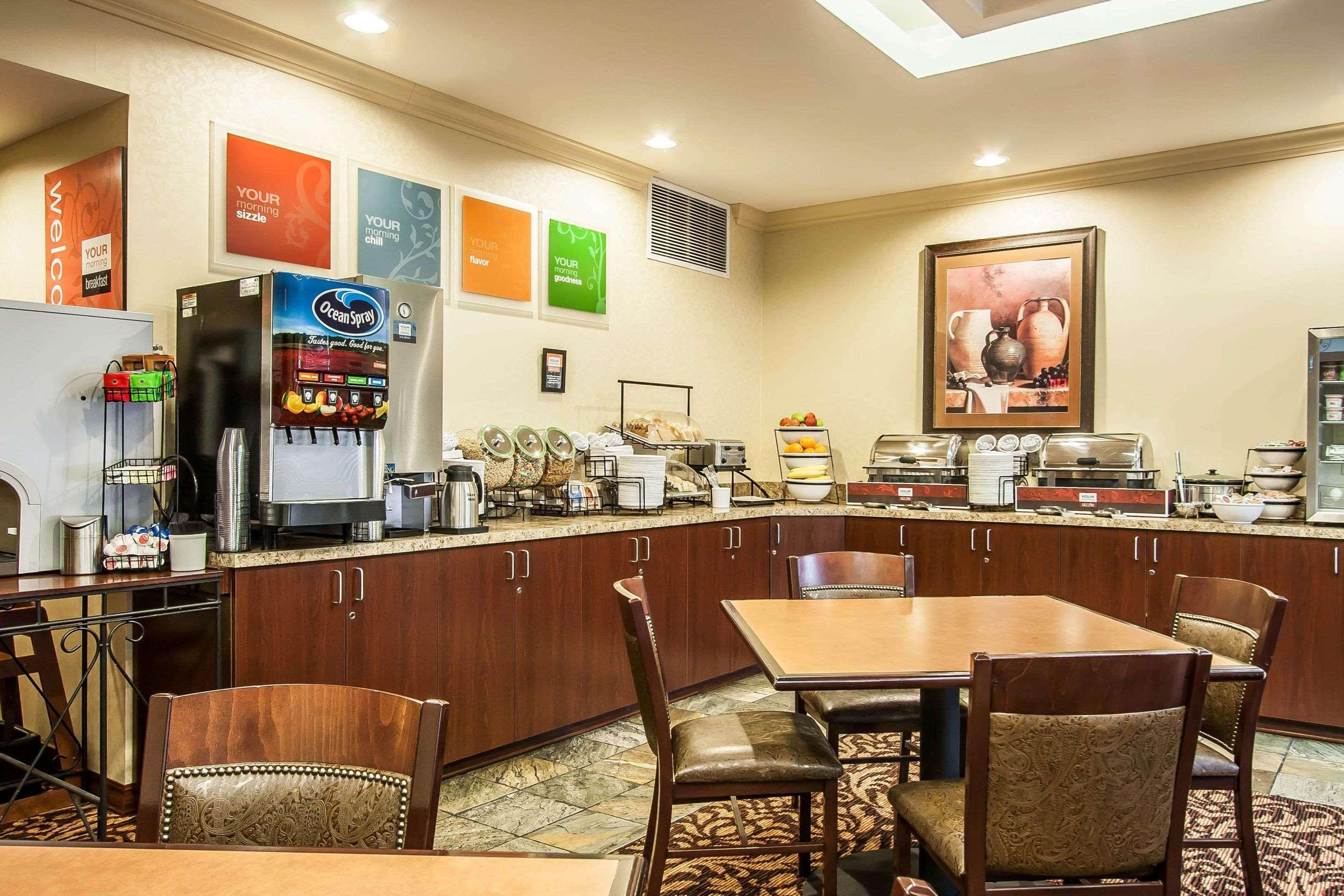 Comfort Inn & Suites Mcminnville Wine Country Extérieur photo
