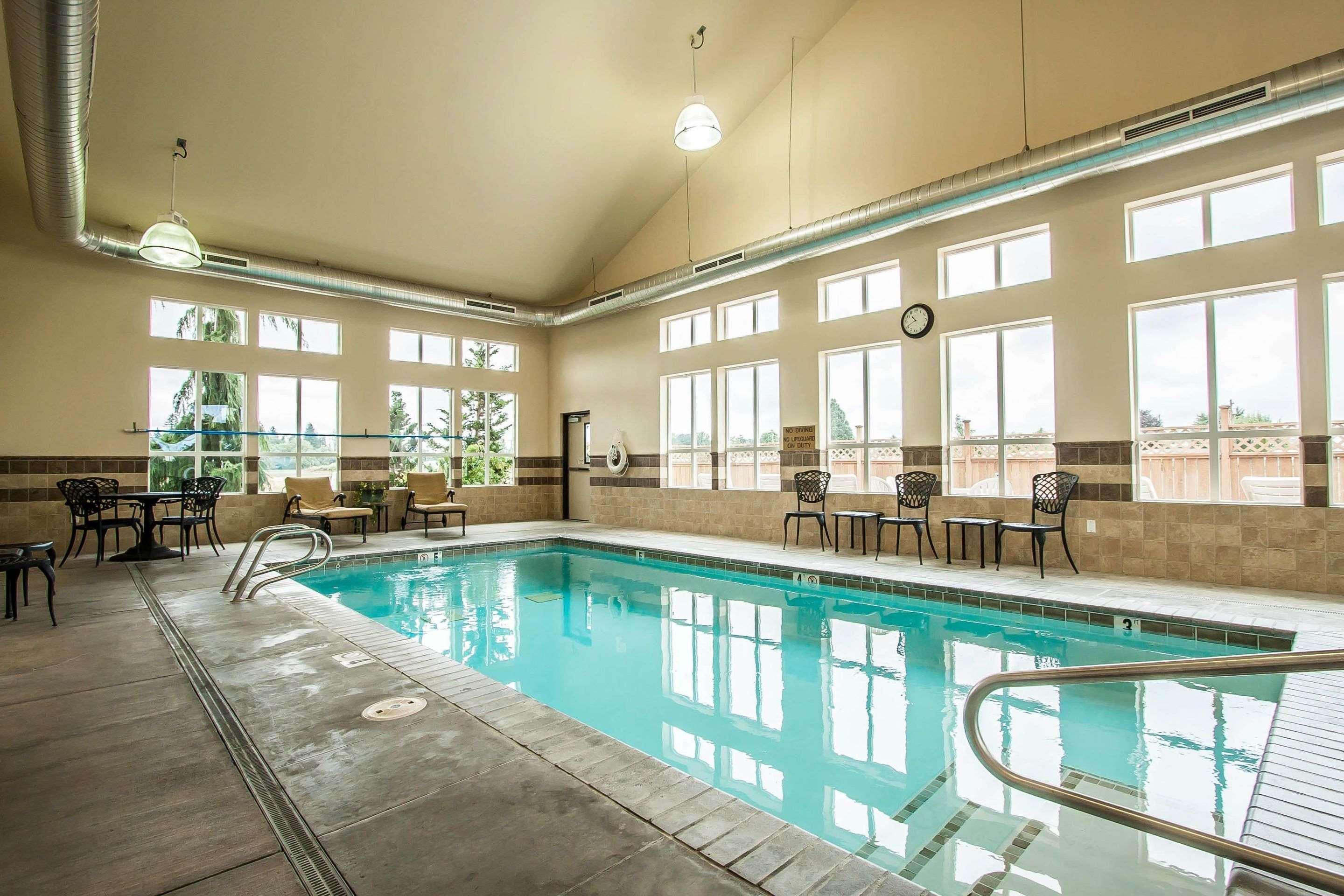 Comfort Inn & Suites Mcminnville Wine Country Extérieur photo