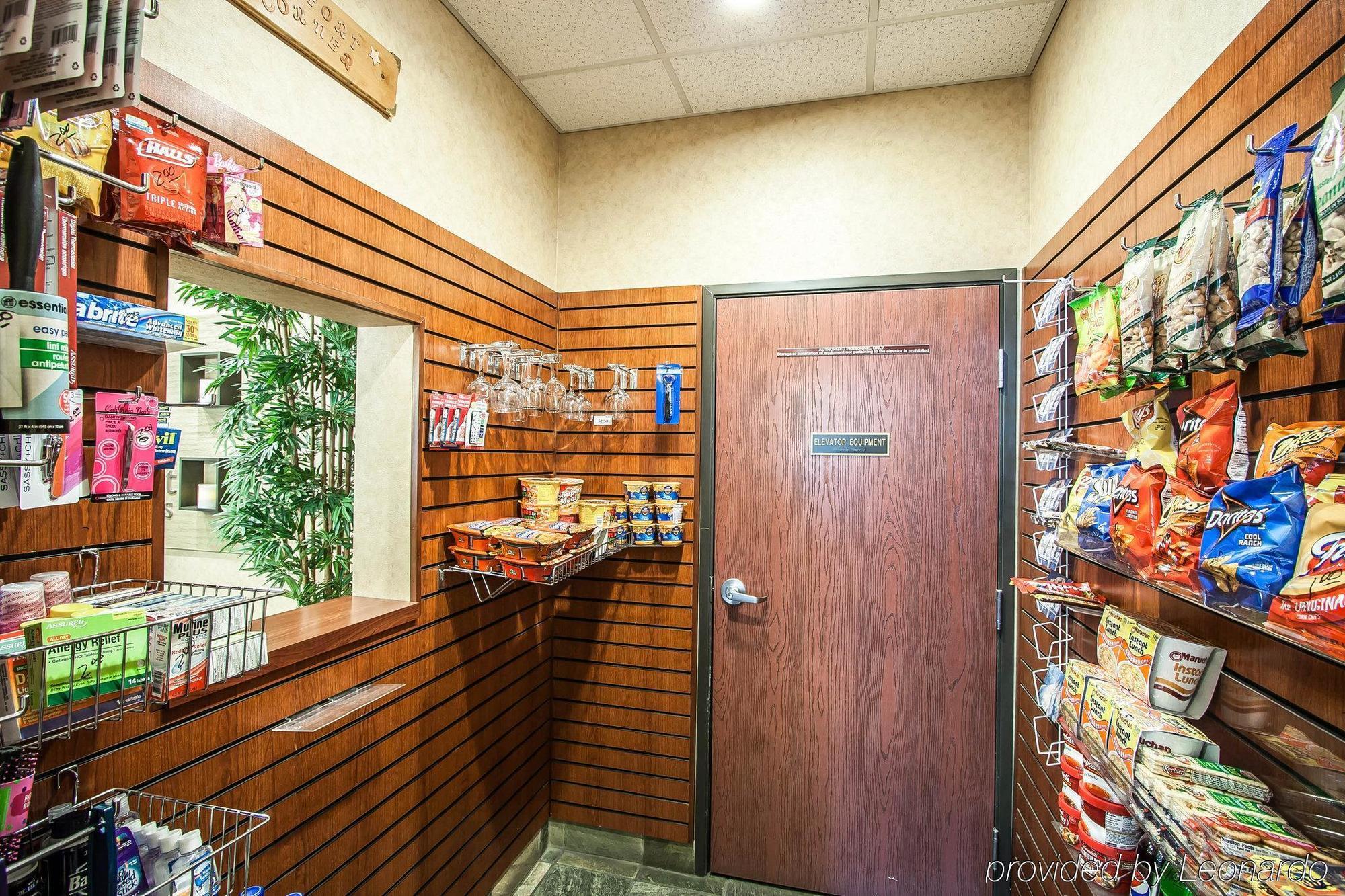 Comfort Inn & Suites Mcminnville Wine Country Extérieur photo